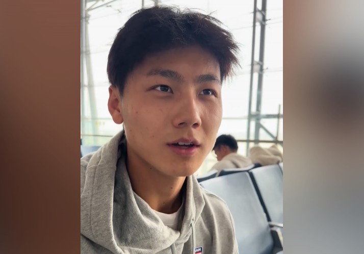  為何半場過后不久被換下？毛偉杰：兩條腿特別緊，李導(dǎo)怕我受傷
