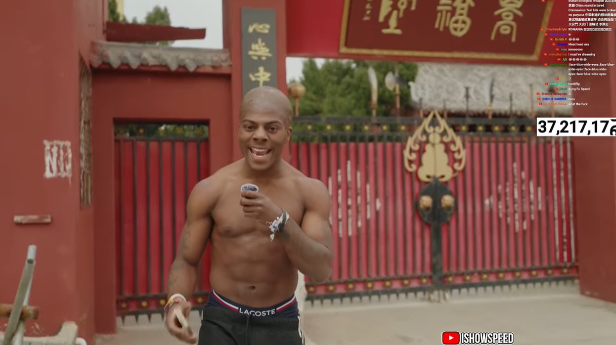  光頭造型！Speed中國(guó)行來(lái)到鄭州少林寺，上香拜佛學(xué)功夫