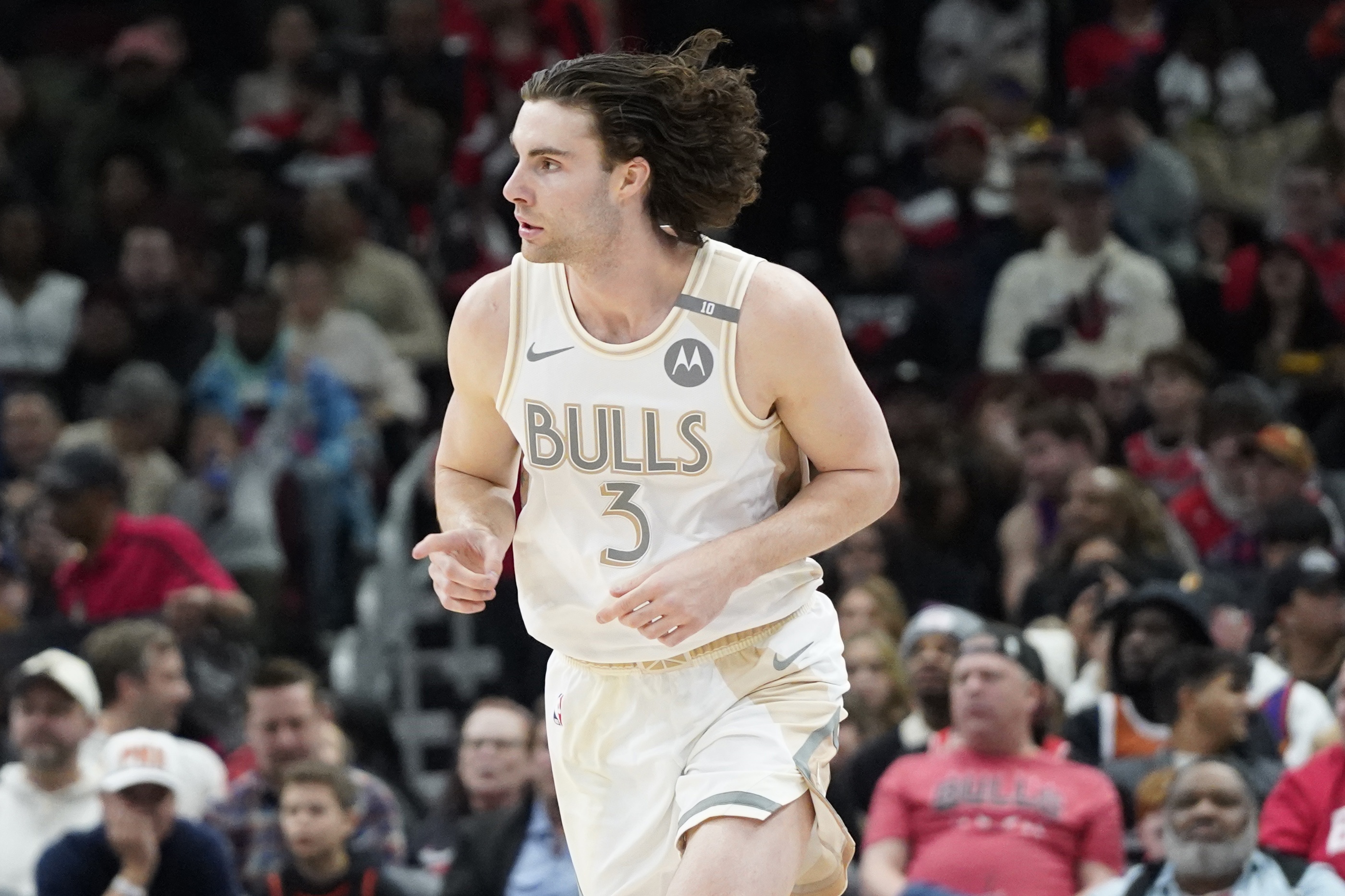  比肩喬詹登約威東魔！基迪最近10場(chǎng)220分96板100助 NBA歷史第8人